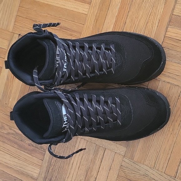 The North Face Suede & Nylon Hiker Boots FITS LIKE 8.5 - Picture 3 of 8
